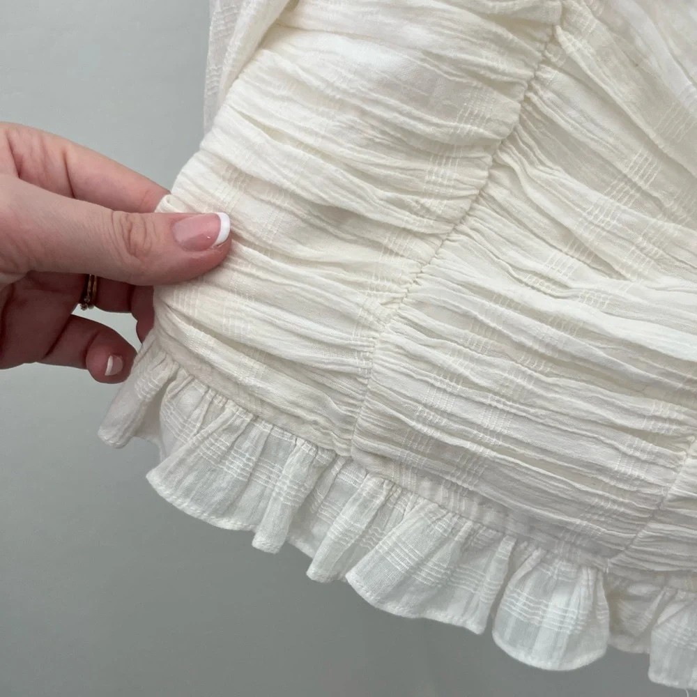 Lush White Puff Sleeve Crop Top - Picture 9 of 12